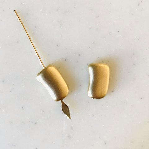 Matte Gold Geometric Rectangle Beads