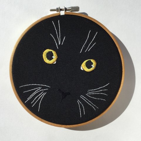 黒猫 刺繍枠飾り