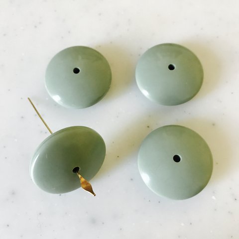 Vintage Aloe Green Disc Beads 《6224》