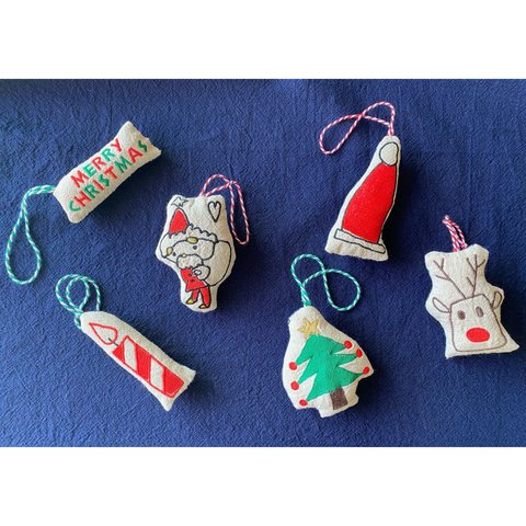 【選べるクリスマスオーナメント🎄】クリスマスツリーオーナメント　刺繍オーナメント　サンタさん　刺繍