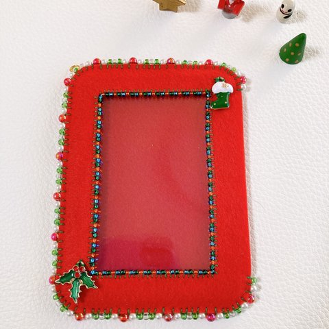 トレカケース　トレカケースデコ　クリスマス🎄　ビーズ刺繍