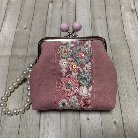 インド刺繍ブレード【A】パールストラップ付きがま口ポーチ L