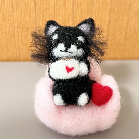 黒チワワちゃんのくつろぎタイム　羊毛フェルト雑貨