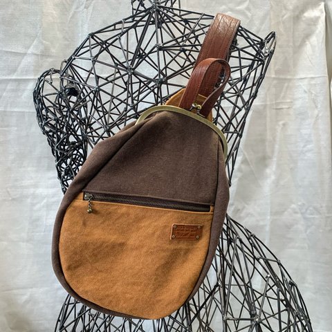 『受注製作品』逆ファスナーがまぐちBody Bag15(F) 倉敷帆布　キャメルブラウン