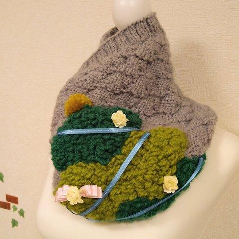 【送料込み】【クリスマスギフト】クリスマスツリーのもこもこ刺繍入りスヌードグレー