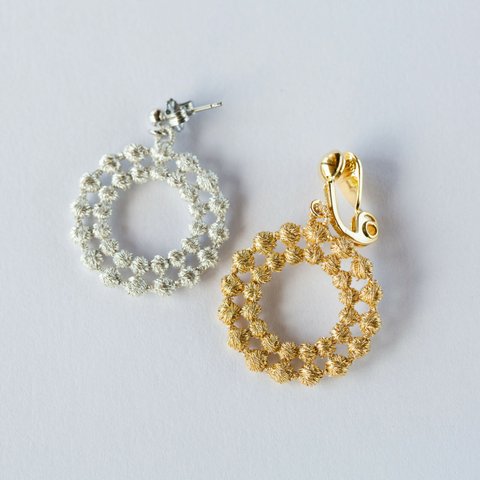 【糸のピアス】ドイリーピアス/イヤリング　　金属アレルギー　チタン　軽い　ハレの日　ギフト　