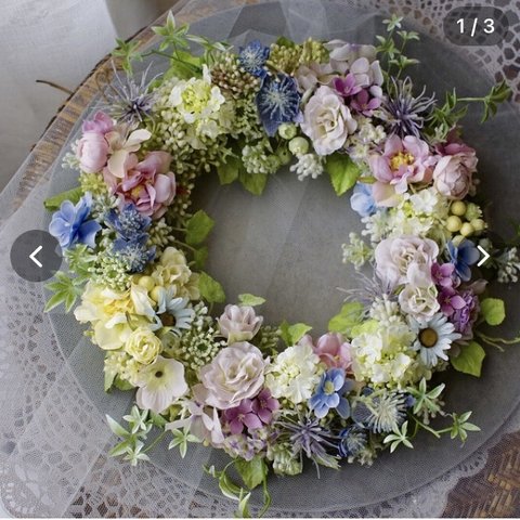 パープルピンクとブルーの小花のwreath