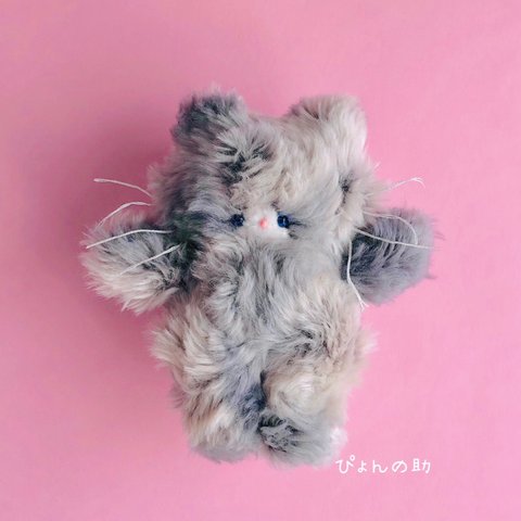 クルクル毛並みのねこちゃん♡ブルーアイ♡手のひらサイズのぬいぐるみ♡④