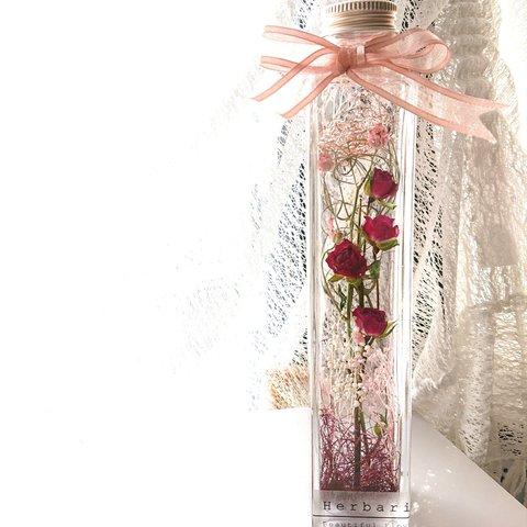 ハーバリウム 送料込み  赤い薔薇のドライフラワー🌹