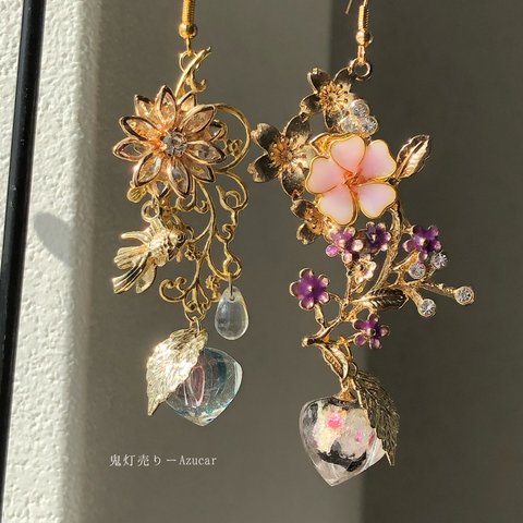 桜と金魚が舞う季節　レジン鬼灯　蓮　色変化する勿忘草の和装小物　ピアス　イヤリング