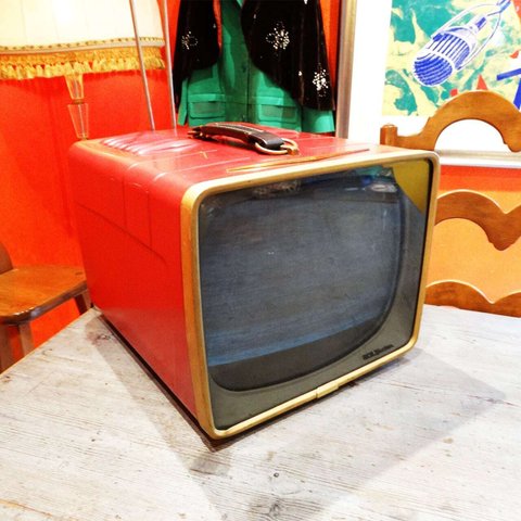 1957s USA RCA Victor vintage wayfarer portable television