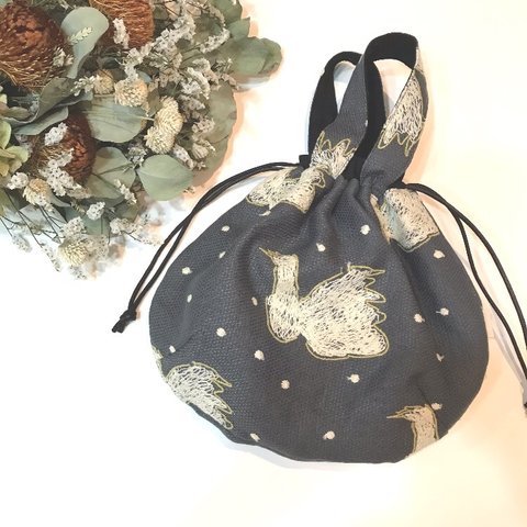 ⚮̈﻿しじみ巾着bag swan＊minaperhonen fabric