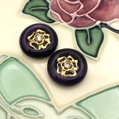 薔薇メタルパーツ入りボタン　2個　紫　20mm