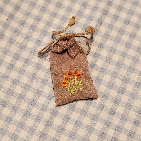 サシェ(手刺繍)