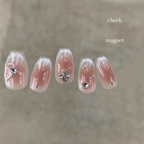 cheek × magnet 【silver】