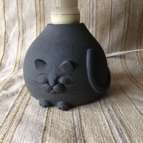 黒猫のランプ