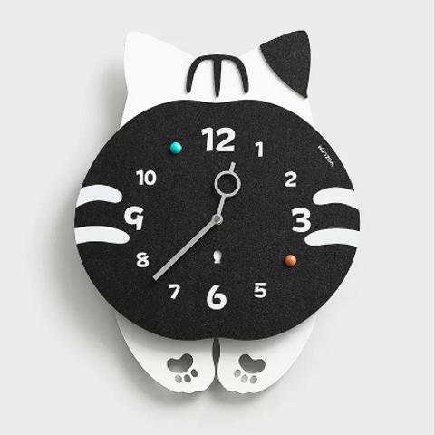 Mandelda パンダ掛け時計 リビング シンプル 家庭用時計