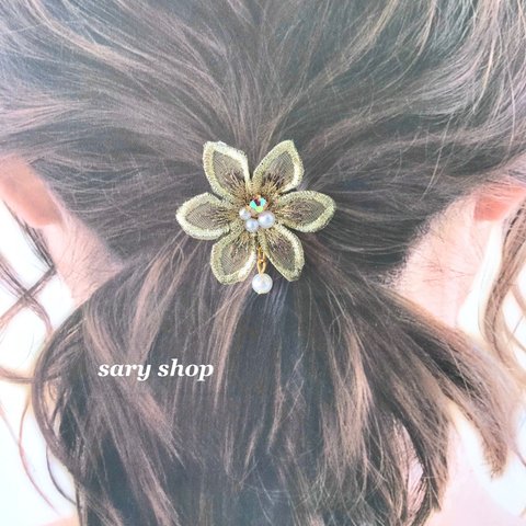 【再販】華やか♪刺繍レースフラワーとクリスタルビジューのポニーフック/ヘアーカフ