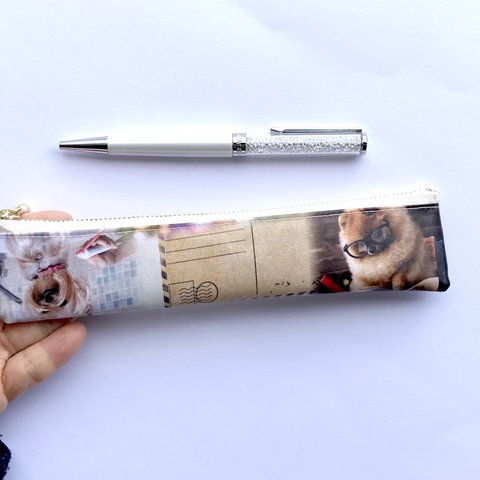 かわいい❤️犬🐶　ラミネートスリムペンケース　20cmファスナー