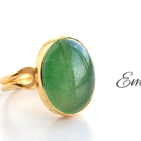 再入荷★『   Emerald　』の世界でひとつの天然石リング