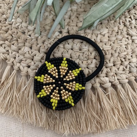 刺繍ビーズ　ヘアゴム 