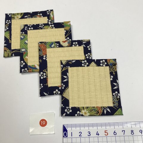 コースターミニ(おチョコサイズ )ブルー花柄のライトイエロー畳4枚組No.19