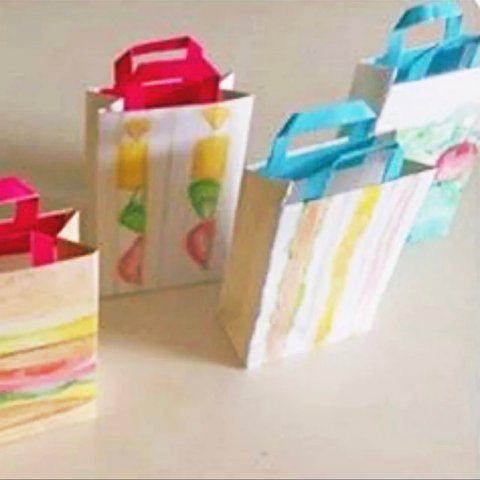 ミニ紙袋（マチ付き）4枚組・水彩画イラスト