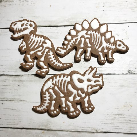恐竜のアイシングクッキー