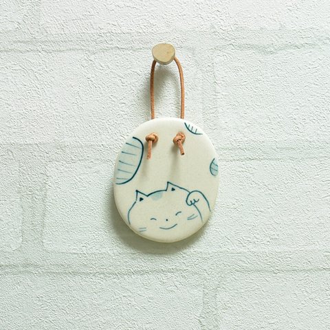 陶器の壁掛け：招き猫Sサイズ