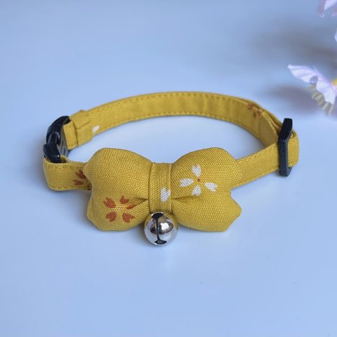 [ ぷっくり桜の花びらリボン × 黄土色 ]  猫　首輪　猫用首輪