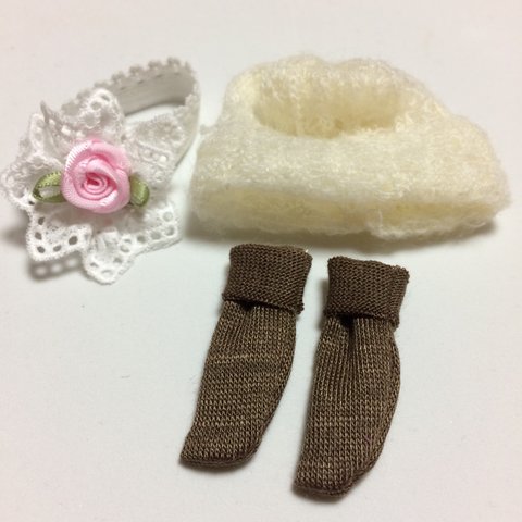 No.1325リカちゃんお花のヘアーバンドと靴下と帽子のセット