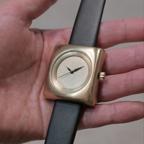 真鍮腕時計