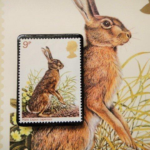 イギリス　野生動物切手ブローチ（ポストカード付）3402
