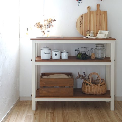  国産無垢材のシンプルなシェルフ [脚付きタイプ] / 木製の棚 / キッチンやリビングに サイズ・カラーオーダー可