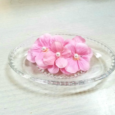 桜ピンクのお花バレッタ