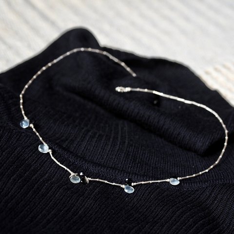 -Moon stone・Black spinel- silver necklace