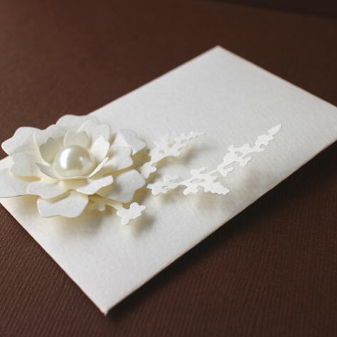白い立体花のセンターパールのポチ袋　【3枚セット】　ぽち袋