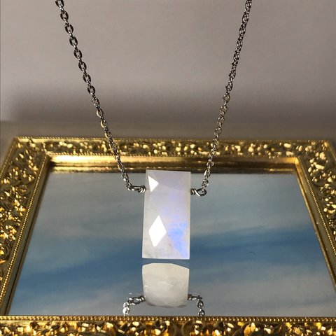 SALE！！Blue moonstone◇square window necklace  II／316L