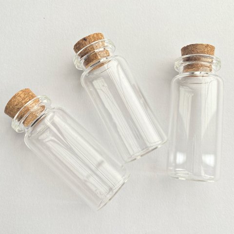 【3pcs】ガラスの小瓶　セット　コルク瓶