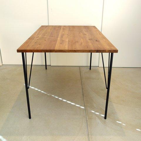 杉無垢材のダイニングテーブル《幅120ｘ奥行60cm》
