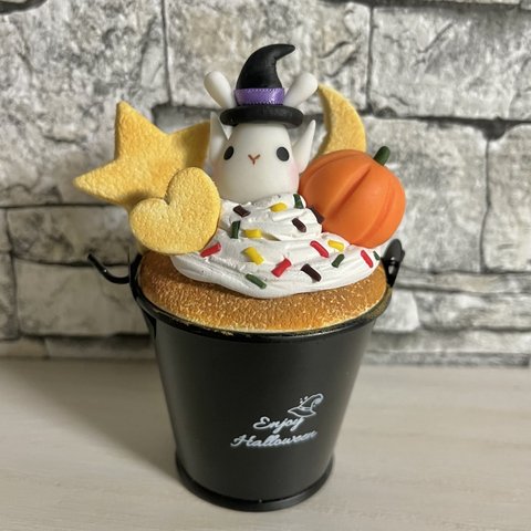 うさおばけちゃんのハロウィンカップケーキ