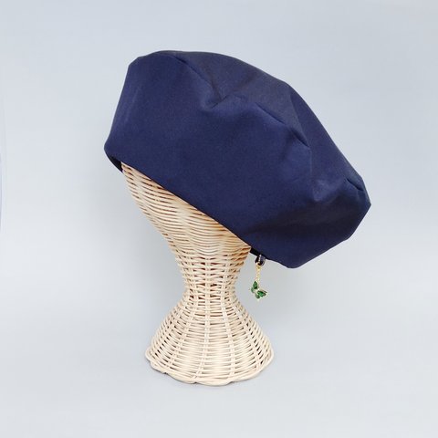 紺色コットンベレー帽　チャームが付けられる　帽子　日差し　紫外線対策