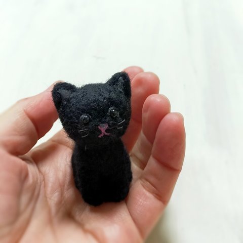 受注制作　小さな子猫　黒猫　羊毛フェルト