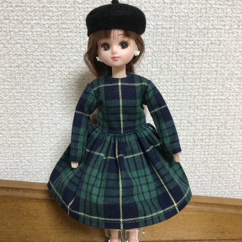 リカちゃんの洋服＆ベレー帽