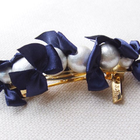 ribbon & cottonpearl barrette　【ネイビー】