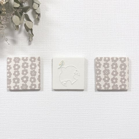 お花と鳥の北欧風ファブリックパネル3枚セット｜beig flower｜インテリア｜アートパネル｜刺繍