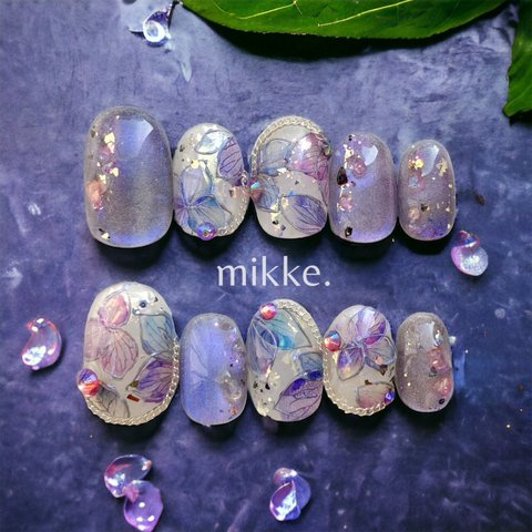 【 現品限り 】ネイルチップ〔 mikke. 〕/ 紫陽花 透明感 マグネット