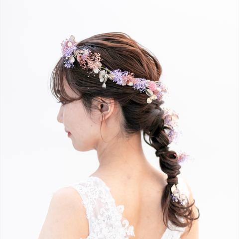 編みおろしヘアスタイルに＊くすみピンクの花冠とフラワーピンセット[韓国風_くすみピンク_かすみ草_プリザーブドフラワー_花かんむり]オプションブートニア