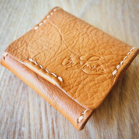 革一枚からつくったシボ加工ボックス型COIN CASE No.1