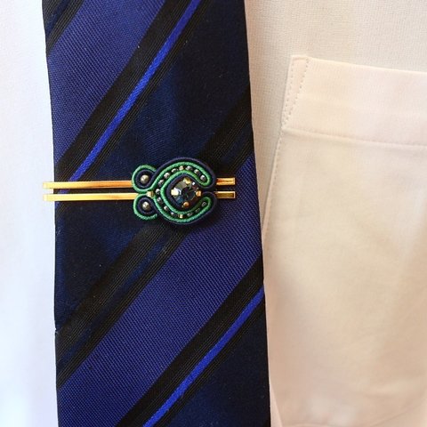 【お洒落な男性への贈り物に】　ソウタシエ　ネクタイピン　タイピン　ゴールド　ネイビー　グリーン  soutache tie tack tie clip tiepin